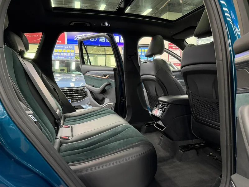 Geely Monjaro 2021 2.0TD DCT EVO Tipo noble con tracción en dos ruedas interior foto 8 Geely Monjaro 2021 2.0TD DCT EVO Tipo noble con tracción en dos ruedas interior foto 8
