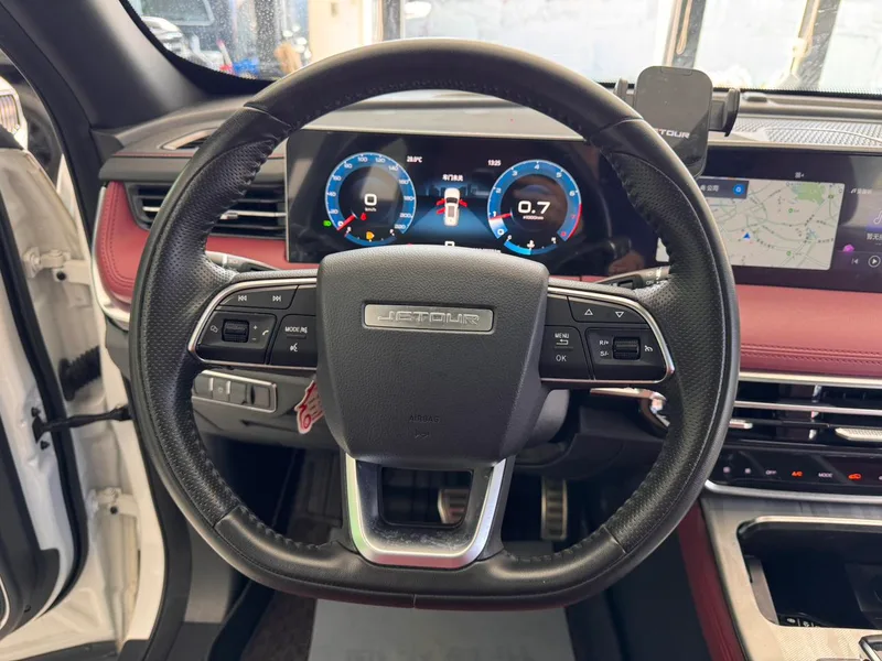 Jetour X70 PLUS 2023 1.5T DCT Valiente PLUS 5 Asiento interior foto 11 Jetour X70 PLUS 2023 1.5T DCT Valiente PLUS 5 Asiento interior foto 11