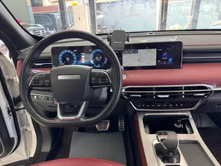 Jetour X70 PLUS 2023 1.5T DCT Valiente PLUS 5 Asiento interior foto 14 Jetour X70 PLUS 2023 1.5T DCT Valiente PLUS 5 Asiento interior foto 14