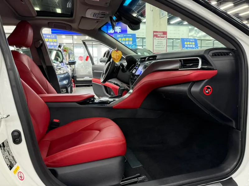 Toyota Camry 2018 2.5S Versión de Fengshang exterior foto 5 Toyota Camry 2018 2.5S Versión de Fengshang exterior foto 5