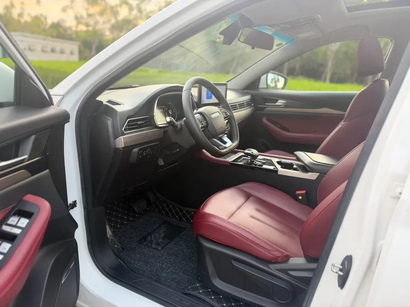 Jetour X70 2024 1.5T DCT Enjoyment Edition 5 seat interior photo 9 Jetour X70 2024 1.5T DCT Enjoyment Edition 5 seat interior photo 9