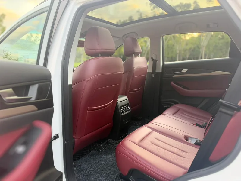Jetour X70 2024 1.5T DCT Enjoyment Edition 5 seat interior photo 10 Jetour X70 2024 1.5T DCT Enjoyment Edition 5 seat interior photo 10
