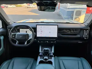 Jetour Freedom 2025 2.0TD XWD Conquer interior photo 17 Jetour Freedom 2025 2.0TD XWD Conquer interior photo 17