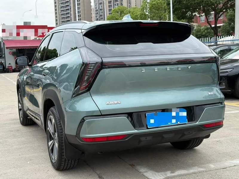 Geely Boyue L 2025 Fourth generation 1.5TD DCT Brocade beauty exterior photo 5