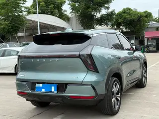 Geely Boyue L 2025 Fourth generation 1.5TD DCT Brocade beauty exterior photo 7