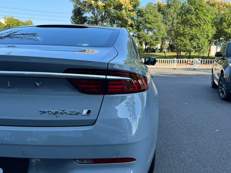 Geely Preface 2026 1.5T Oriental Yao soaring version exterior photo 8 Geely Preface 2026 1.5T Oriental Yao soaring version exterior photo 8