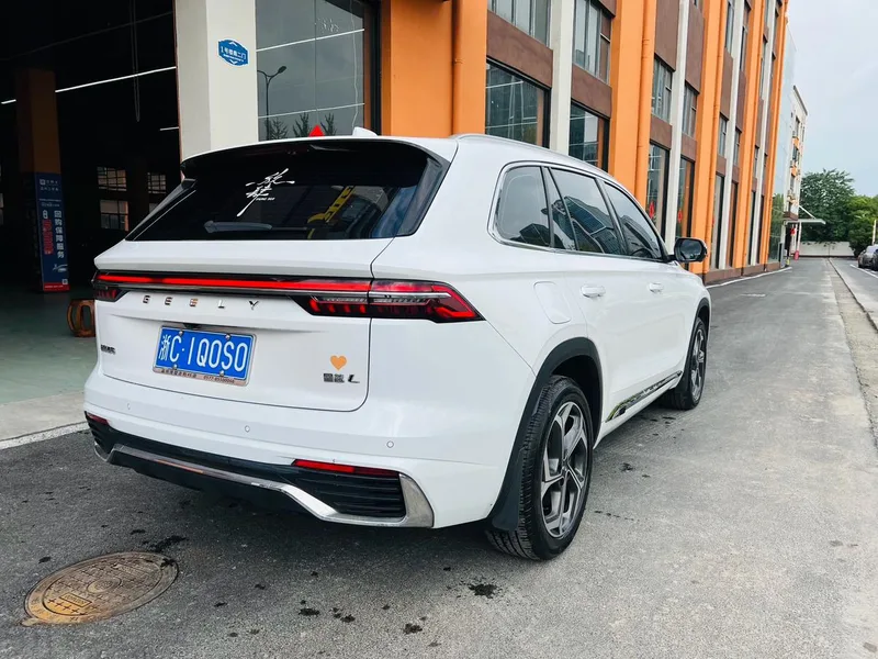Geely Monjaro 2021 2.0TD DCT EVO Two-wheel drive noble type exterior photo 6 Geely Monjaro 2021 2.0TD DCT EVO Two-wheel drive noble type exterior photo 6