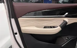 Geely Monjaro 2021 2.0TD DCT EVO Two-wheel drive noble type interior photo 11 Geely Monjaro 2021 2.0TD DCT EVO Two-wheel drive noble type interior photo 11
