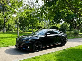 Changan UNI-V 2023 1.5T Versión deportiva exterior foto 1