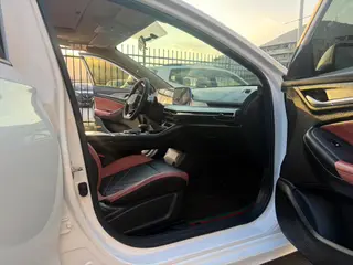Changan Eado 2023 PLUS Enjoyment Edition Blue whale NE 1.4T GDI DCT Premium Trim exterior photo 7 Changan Eado 2023 PLUS Enjoyment Edition Blue whale NE 1.4T GDI DCT Premium Trim exterior photo 7