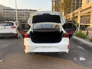 Changan Eado 2023 PLUS Enjoyment Edition Blue whale NE 1.4T GDI DCT Premium Trim exterior photo 10 Changan Eado 2023 PLUS Enjoyment Edition Blue whale NE 1.4T GDI DCT Premium Trim exterior photo 10
