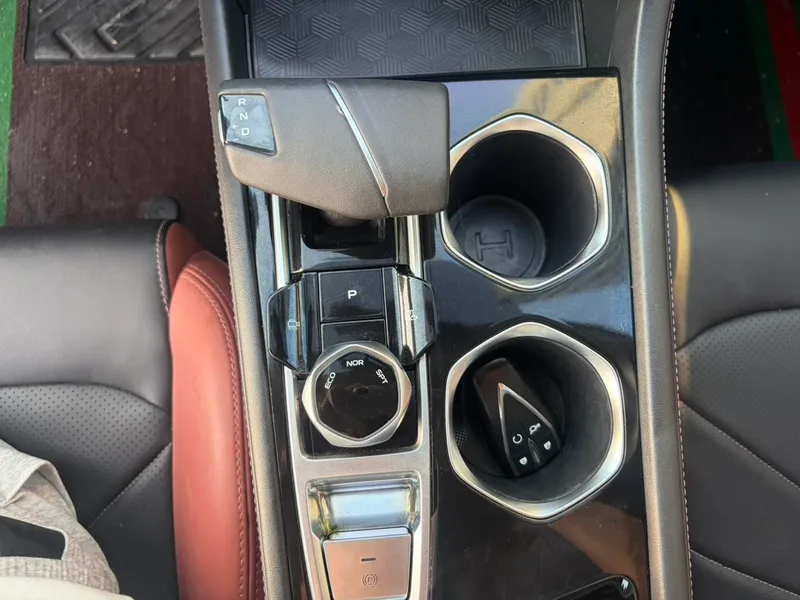Changan Eado 2023 PLUS Enjoyment Edition Blue whale NE 1.4T GDI DCT Premium Trim interior photo 13 Changan Eado 2023 PLUS Enjoyment Edition Blue whale NE 1.4T GDI DCT Premium Trim interior photo 13