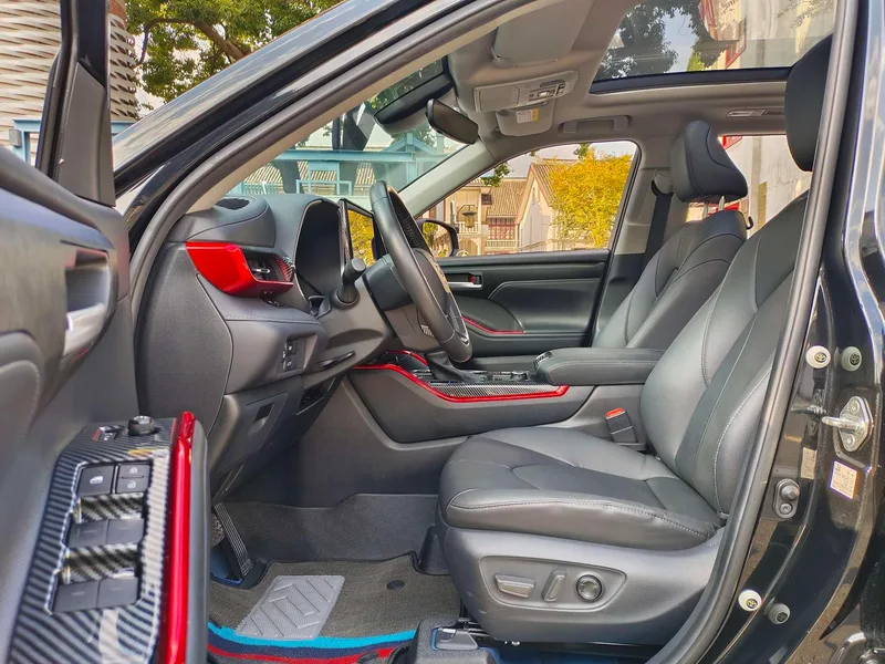 Toyota Highlander 2022 380T Four-wheel drive Premium Edition 7 seat interior photo 18 Toyota Highlander 2022 380T Four-wheel drive Premium Edition 7 seat interior photo 18