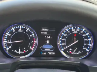 Changan CS95 2017 2.0T Versión Zhituo con tracción en dos ruedas interior foto 15 Changan CS95 2017 2.0T Versión Zhituo con tracción en dos ruedas interior foto 15