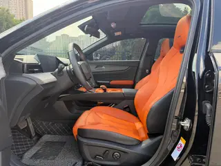 Changan UNI-V 2025 Third generation 1.5T 500Bar Luxury sports-style exterior photo 8