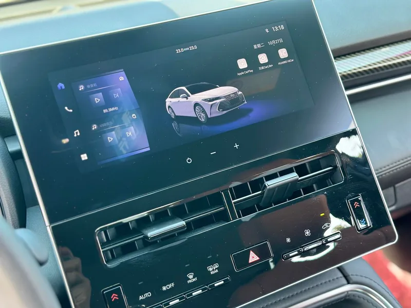Toyota Avalon 2026 2.0L CVT Versión emprendedora interior foto 16 Toyota Avalon 2026 2.0L CVT Versión emprendedora interior foto 16