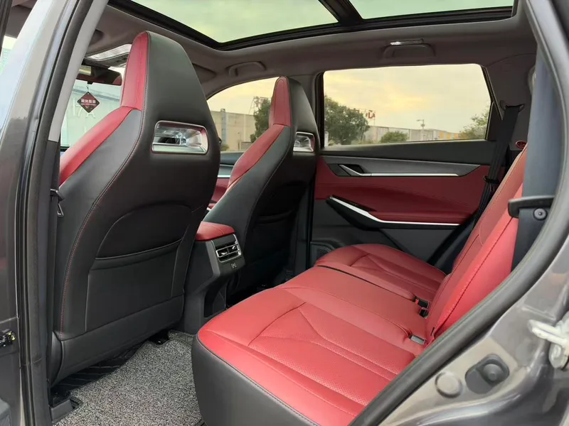 Changan CS75 PLUS 2022 Segunda generación 2.0T Tipo de lujo automático interior foto 9
