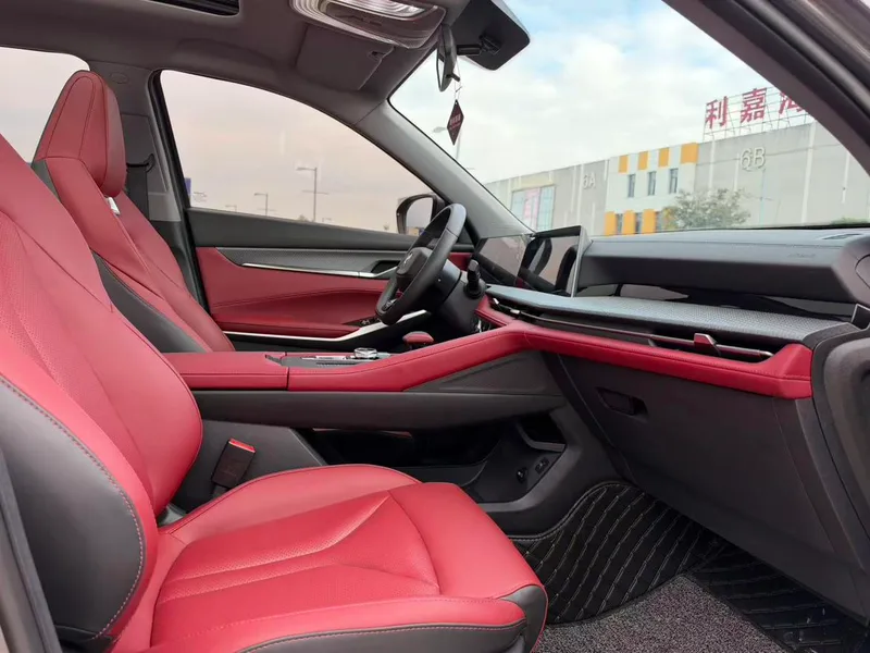 Changan CS75 PLUS 2022 Segunda generación 2.0T Tipo de lujo automático interior foto 11