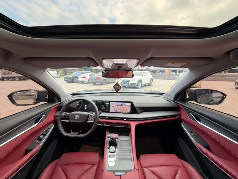 Changan CS75 PLUS 2022 Segunda generación 2.0T Tipo de lujo automático interior foto 12