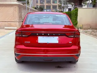 Geely Emgrand 2022 4.ª generación 1.5L CVT Modelo insignia interior foto 10 Geely Emgrand 2022 4.ª generación 1.5L CVT Modelo insignia interior foto 10