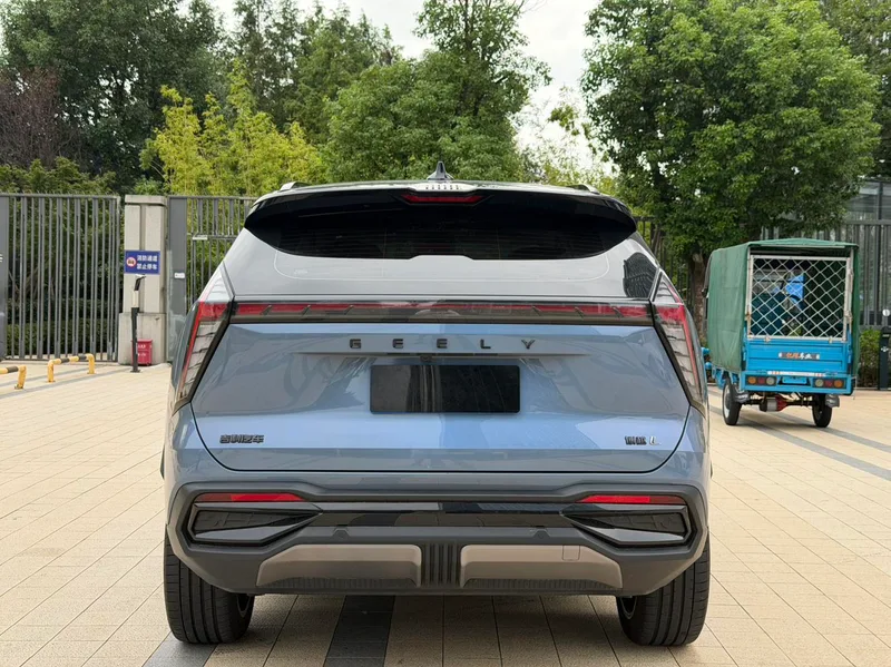 Geely Boyue L 2023 2.0TD DCT Premium Trim exterior photo 8 Geely Boyue L 2023 2.0TD DCT Premium Trim exterior photo 8