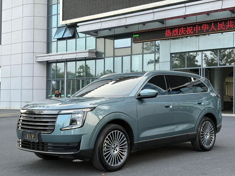 Jetour X70L 2026 2.0TD 8AT Flagship exterior photo 1 Jetour X70L 2026 2.0TD 8AT Flagship exterior photo 1