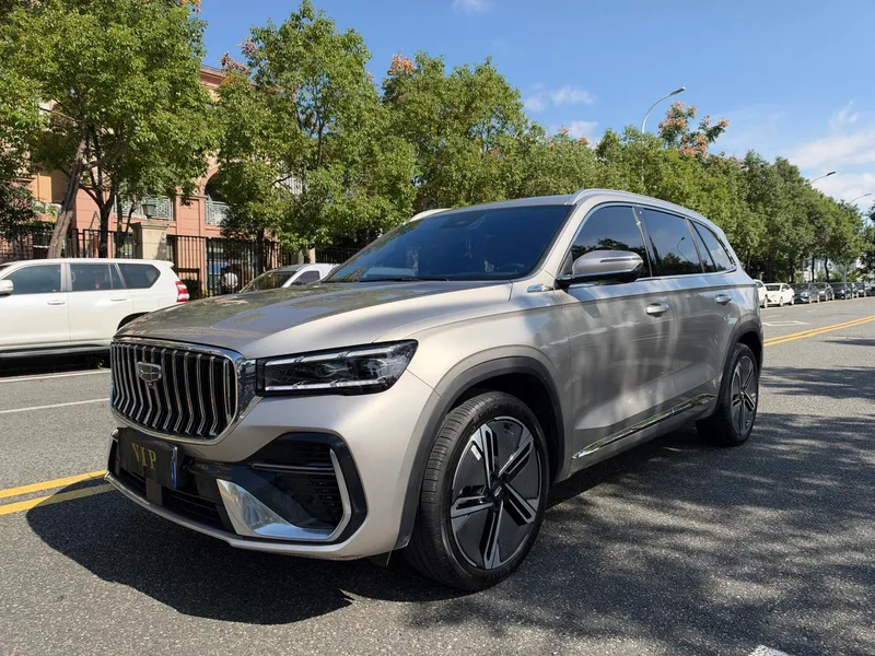 Geely Monjaro 2026 i-HEV Hybrid Zhiqing 1.5T Edición Star Han exterior foto 1 Geely Monjaro 2026 i-HEV Hybrid Zhiqing 1.5T Edición Star Han exterior foto 1