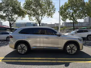 Geely Monjaro 2026 i-HEV Hybrid Zhiqing 1.5T Edición Star Han exterior foto 4 Geely Monjaro 2026 i-HEV Hybrid Zhiqing 1.5T Edición Star Han exterior foto 4
