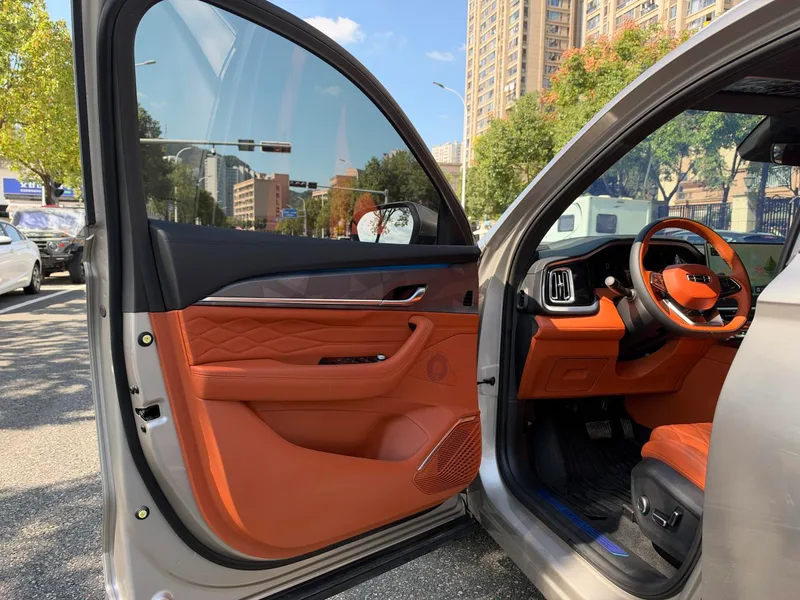 Geely Monjaro 2026 i-HEV Hybrid Zhiqing 1.5T Edición Star Han exterior foto 9 Geely Monjaro 2026 i-HEV Hybrid Zhiqing 1.5T Edición Star Han exterior foto 9