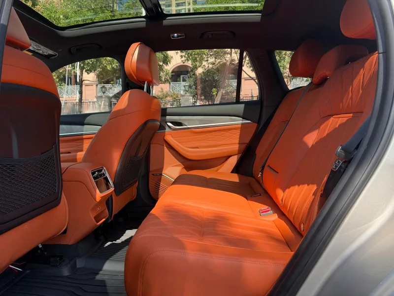 Geely Monjaro 2026 i-HEV Hybrid Zhiqing 1.5T Edición Star Han interior foto 11 Geely Monjaro 2026 i-HEV Hybrid Zhiqing 1.5T Edición Star Han interior foto 11