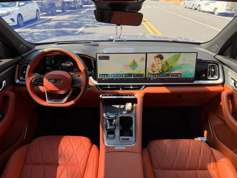 Geely Monjaro 2026 i-HEV Hybrid Zhiqing 1.5T Edición Star Han interior foto 17 Geely Monjaro 2026 i-HEV Hybrid Zhiqing 1.5T Edición Star Han interior foto 17
