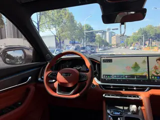 Geely Monjaro 2026 i-HEV Hybrid Zhiqing 1.5T Edición Star Han interior foto 18 Geely Monjaro 2026 i-HEV Hybrid Zhiqing 1.5T Edición Star Han interior foto 18