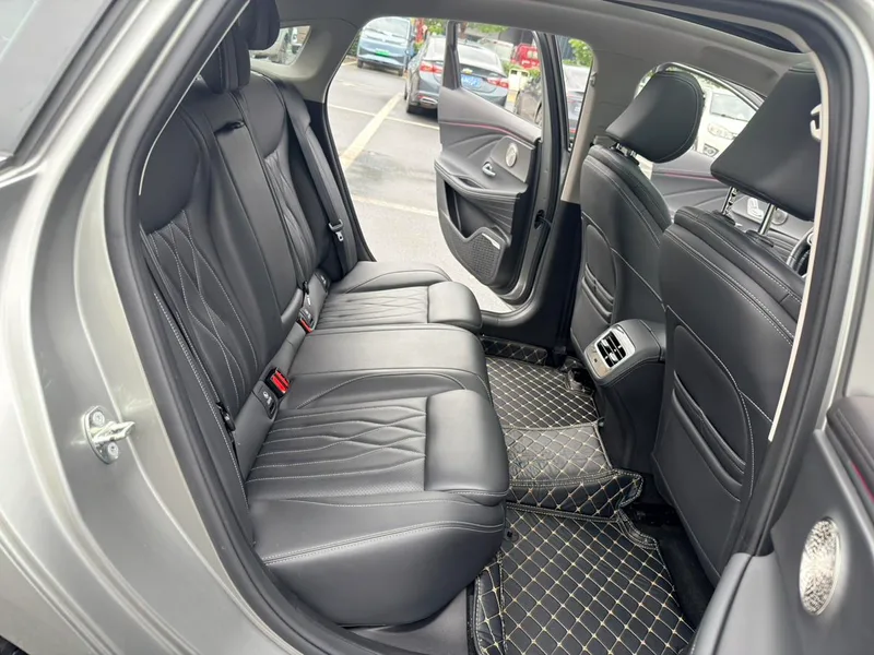 Chery Arrizo 8 2024 1.6TGDI DCT wisdom interior photo 13 Chery Arrizo 8 2024 1.6TGDI DCT wisdom interior photo 13