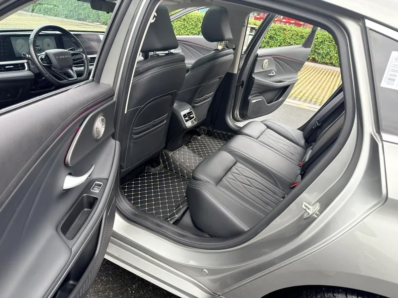 Chery Arrizo 8 2024 1.6TGDI DCT wisdom interior photo 14 Chery Arrizo 8 2024 1.6TGDI DCT wisdom interior photo 14