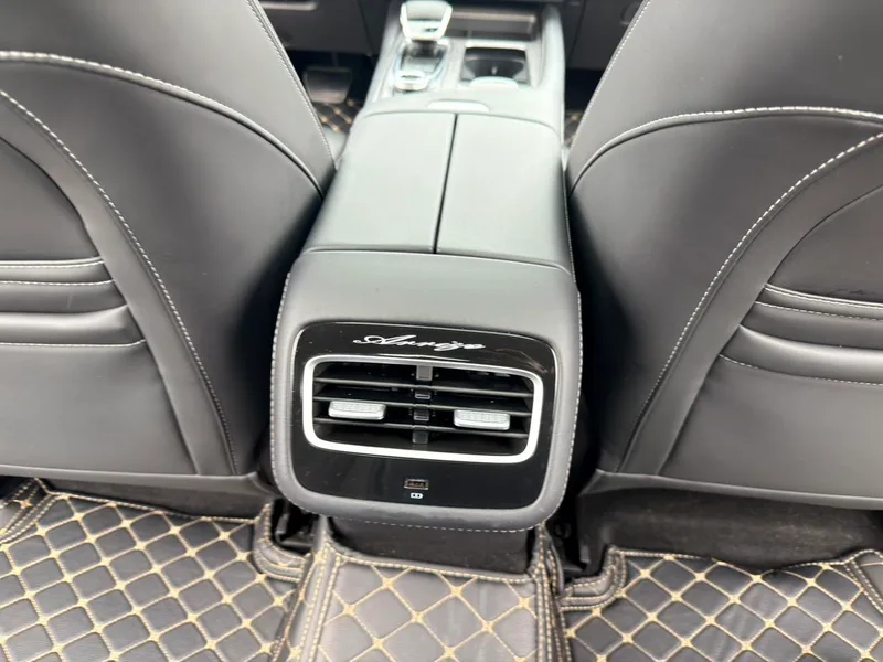 Chery Arrizo 8 2024 1.6TGDI DCT wisdom interior photo 15 Chery Arrizo 8 2024 1.6TGDI DCT wisdom interior photo 15