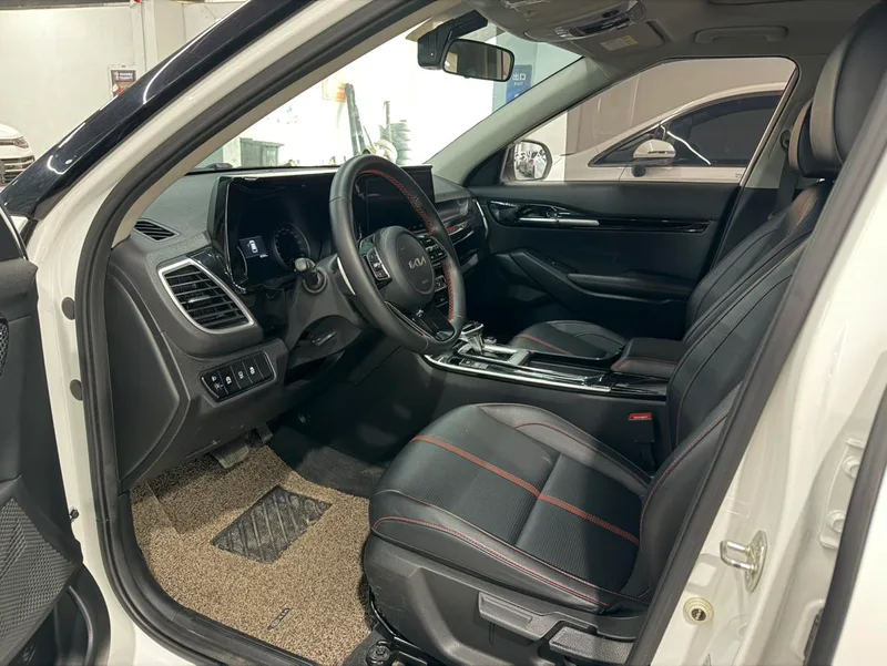 Kia Run 2021 1.5L CVT Trend Edition exterior photo 4