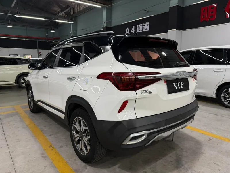 Kia Run 2021 1.5L CVT Trend Edition exterior photo 8