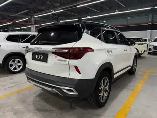 Kia Run 2021 1.5L CVT Trend Edition interior photo 10