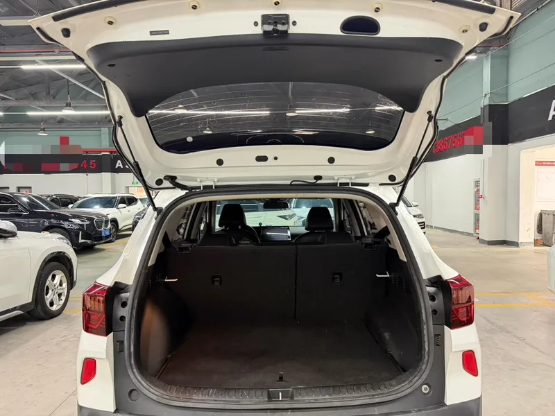 Kia Run 2021 1.5L CVT Trend Edition interior photo 11