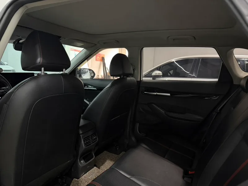 Kia Run 2021 1.5L CVT Trend Edition interior photo 14