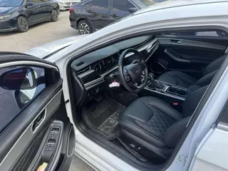 Chery Arrizo GX 2021 Champion Edition 1.5L CVT Premium Edition interior photo 7 Chery Arrizo GX 2021 Champion Edition 1.5L CVT Premium Edition interior photo 7
