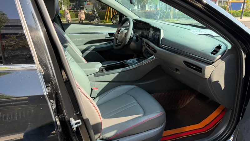 Hyundai Sonata 2020 380TGDi GS Version intelligente automatique extérieur photo 9 Hyundai Sonata 2020 380TGDi GS Version intelligente automatique extérieur photo 9