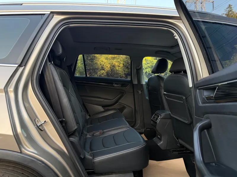 Skoda Kodiaq 2018 TSI380 7 Versión insignia de tracción en las cuatro ruedas interior foto 13 Skoda Kodiaq 2018 TSI380 7 Versión insignia de tracción en las cuatro ruedas interior foto 13