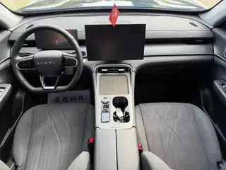 Chery Tiggo 8 PLUS 2025 Kunpeng 290TGDI DCT Luxury type interior photo 9 Chery Tiggo 8 PLUS 2025 Kunpeng 290TGDI DCT Luxury type interior photo 9