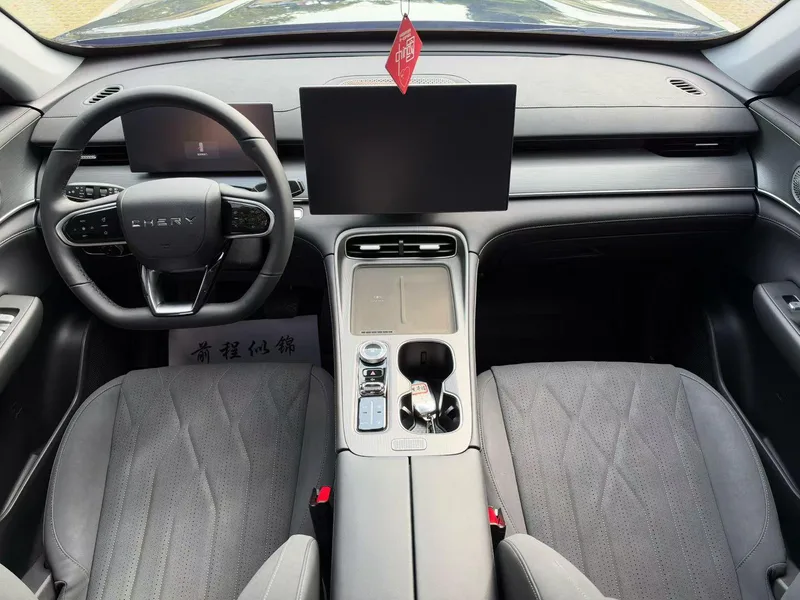 Chery Tiggo 8 PLUS 2025 Kunpeng 290TGDI DCT Luxury type interior photo 9 Chery Tiggo 8 PLUS 2025 Kunpeng 290TGDI DCT Luxury type interior photo 9