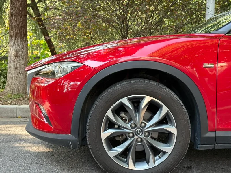 Mazda CX-4 2018 2.5L Automatic four-wheel drive blue sky sports version Country VI interior photo 12 Mazda CX-4 2018 2.5L Automatic four-wheel drive blue sky sports version Country VI interior photo 12