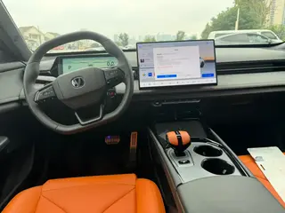 Changan UNI-V 2025 Third generation 2.0T Jin Qing type interior photo 8 Changan UNI-V 2025 Third generation 2.0T Jin Qing type interior photo 8