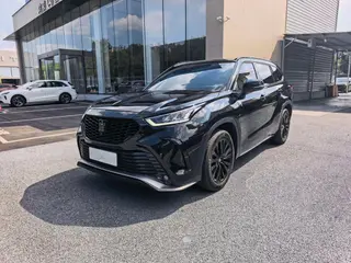 Toyota Crown Kluger 2024 2.0T Versión Jinyao con tracción automática en las cuatro ruedas