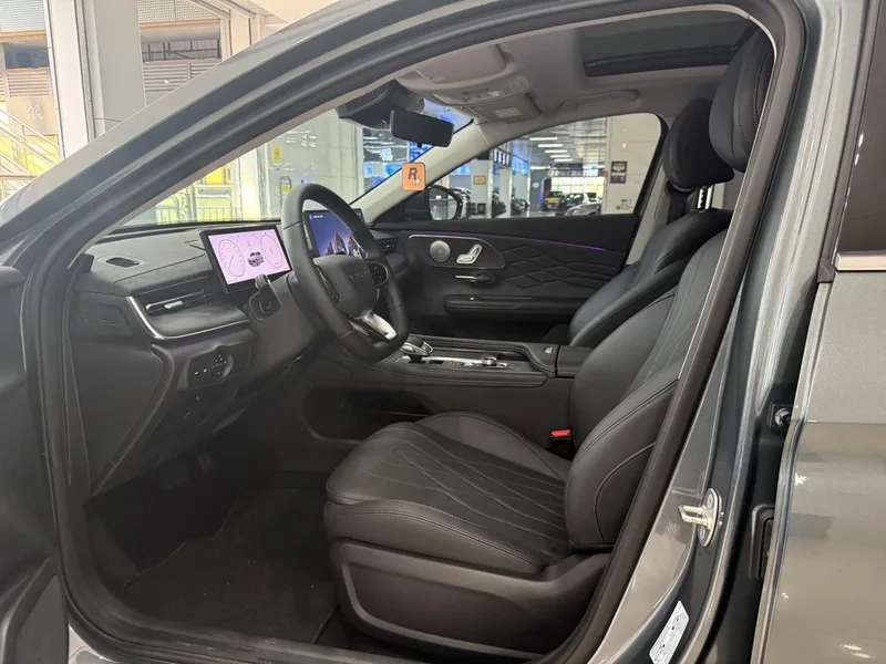 Chery Arrizo 8 PRO 2025 1.6T DCT Luxury type+ exterior photo 4 Chery Arrizo 8 PRO 2025 1.6T DCT Luxury type+ exterior photo 4