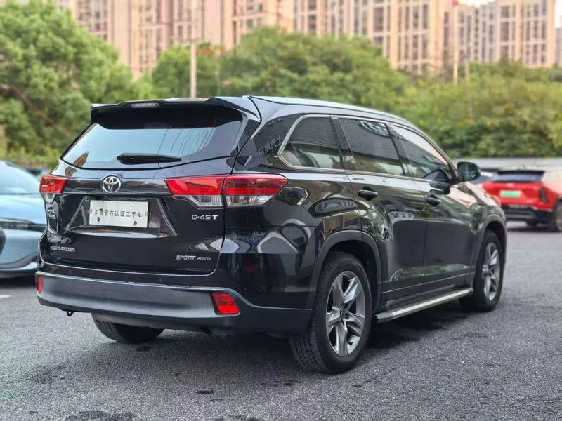 Toyota Highlander 2018 2.0T Four-wheel drive deluxe edition 7 seat Country VI exterior photo 5 Toyota Highlander 2018 2.0T Four-wheel drive deluxe edition 7 seat Country VI exterior photo 5
